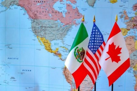 Aranceles de Trump a México y Canadá llevarían a una recesión, advierte UBS