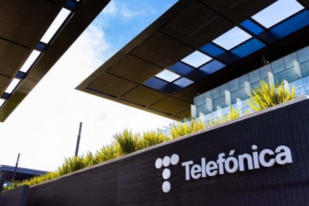 Avanza la venta de Telefónica en Argentina con cinco potenciales interesados: América Móvil dice "estar abierta a todo"
