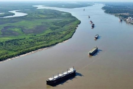 Fiscales de Argentina denuncian irregularidades en licitación de mantenimiento de hidrovía en río Paraná