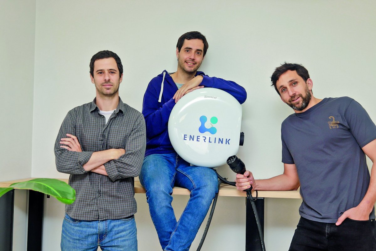 <p>Familia del Río y Antártica Ventures entran a ronda puente de Enerlink</p>