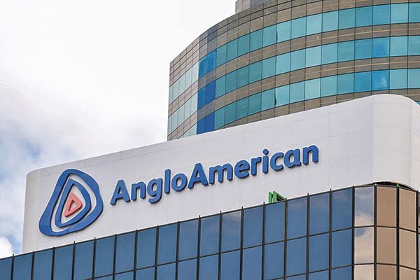 Ingresos de la multinacional caen 11% en 2024