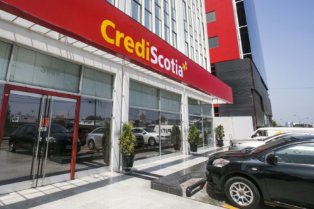 Santander obtiene autorización para la compra al 100% de CrediScotia, la financiera de Scotiabank