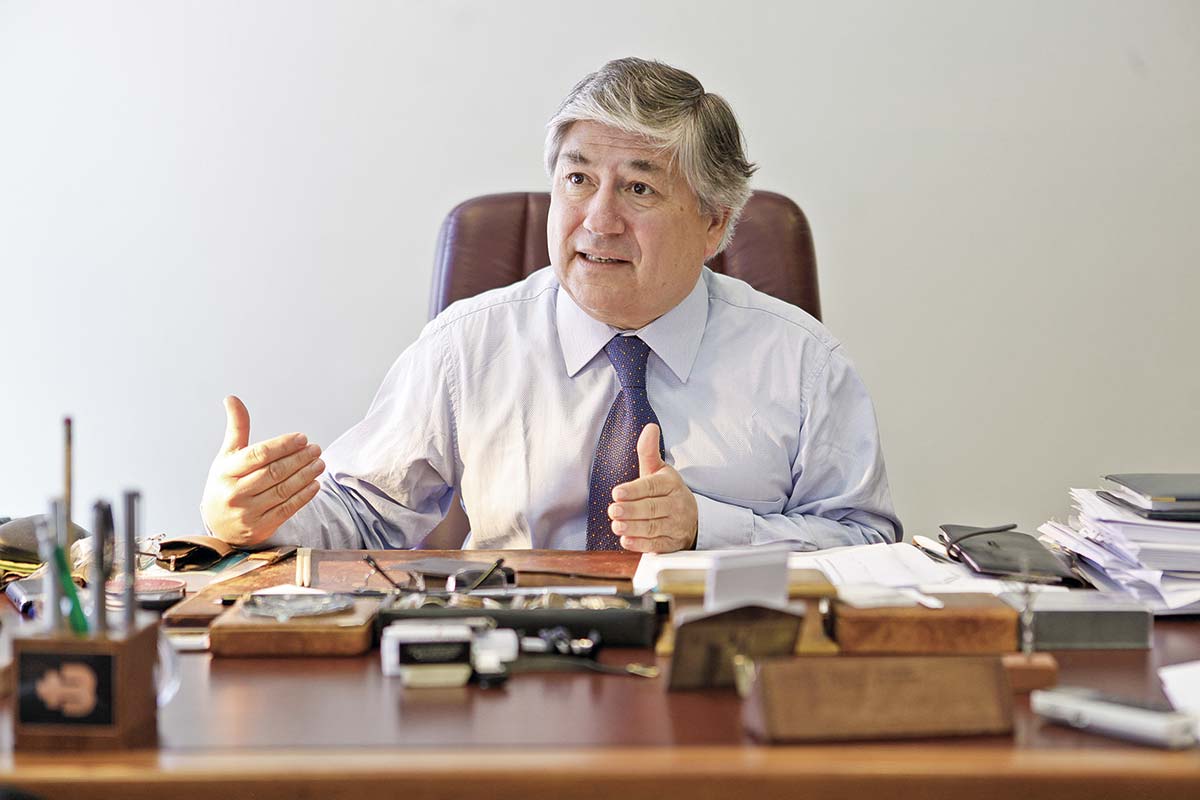 <p>Las primeras jugadas de Carlos Kubick para reanimar Clínica Las Condes</p>