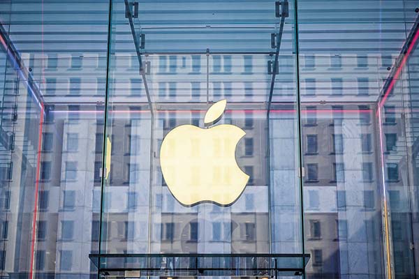Apple anuncia inversión de US$ 500 mil millones en EEUU durante los próximos cuatro años tras amenaza arancelaria de Trump