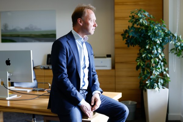 Unilever destituye al CEO Hein Schumacher y asumirá en el cargo el actual CFO, el argentino Fernando Fernández