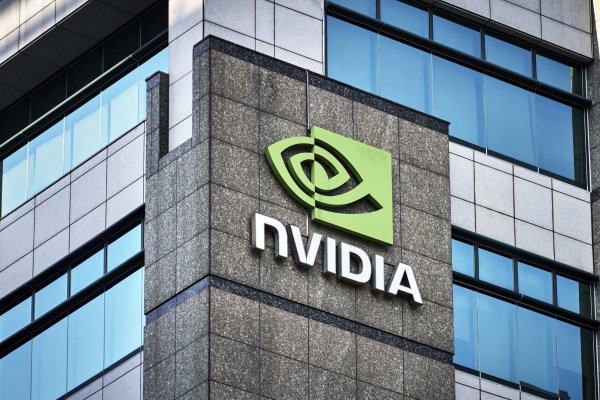 <p>El optimismo de Nvidia: pone sus fichas en su línea Blackwell y estima ventas por sobre lo esperado para el primer trimestre</p>