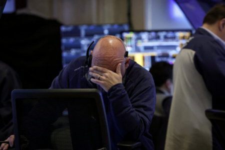 Lunes negro en Wall Street: cierra con su mayor caída de 2025 y queda a un paso de borrar todos sus avances del año