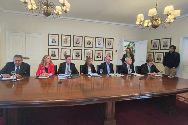 Empresarios chilenos reaccionan ante guerra arancelaria de Trump: "Es algo que no beneficia a nadie, ni siquiera al propio pueblo americano"