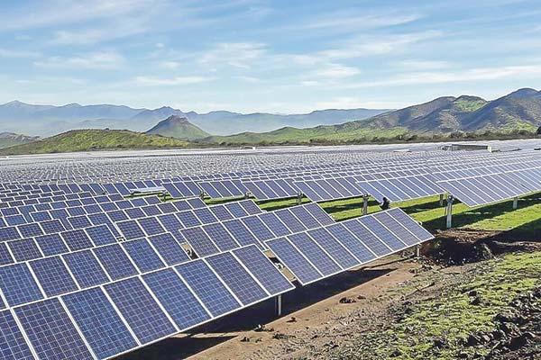 <p>Generadoras de energías renovables advierten aumento de vertimientos y costos tras limitaciones en línea que falló</p>