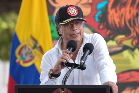 Petro ordena intervención de Ecopetrol en importaciones gasíferas por precios "inflados"