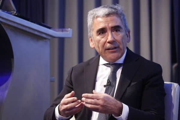 La advertencia de Carlos Peña: en Chile “hemos olvidado las condiciones que son base para el crecimiento”
