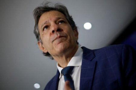 Brasil prevé largas negociaciones con EEUU sobre aranceles, según ministro Hacienda