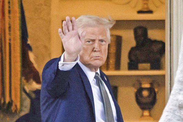 Dos meses de Trump: mayoría desaprueba su manejo de la inflación, pero respalda la política migratoria