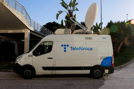 ¿Qué otro operador podría querer quedarse con Telefónica en Argentina tras medida precautoria de Milei?
