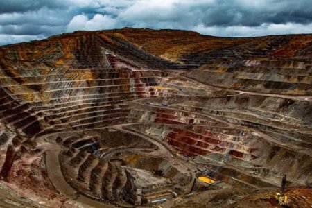 Minera peruana Buenaventura firma contrato de concesión de plan hídrico para desarrollar proyecto de cobre en el país