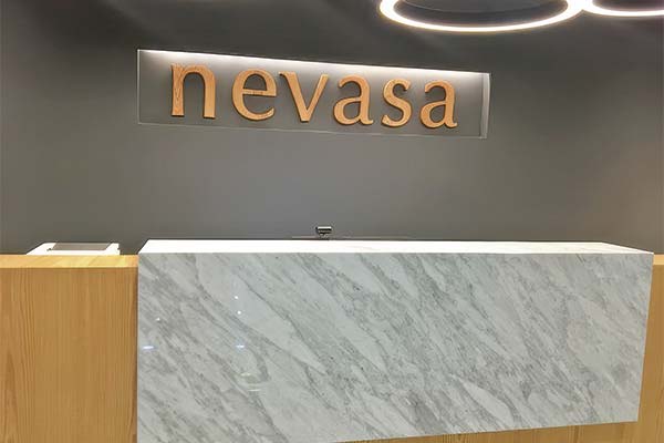 <p>Nevasa se querella contra dos exclientes y un exejecutivo de Banco Itaú por fraude en operaciones de divisas</p>