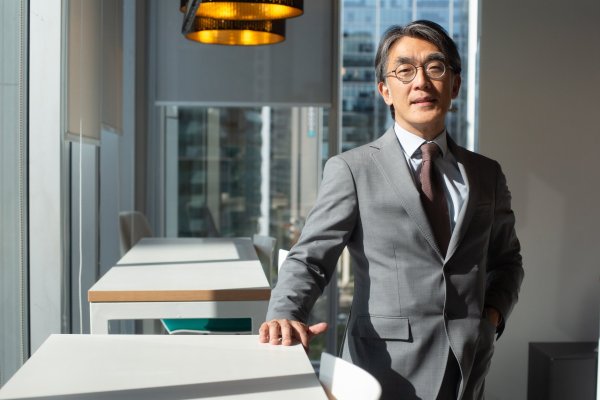 <p>El ejecutivo de Schroders, Jack Lee. Foto: Jonathan Duran</p>