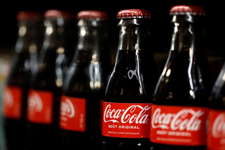 <p>Coca-Cola anuncia inversión de US$ 1.400 millones en Argentina luego de reunirse con el Presidente Milei</p>