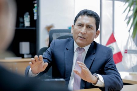 Viceministro de Industria de Perú: "Las inversiones están volviendo y la confianza se está recuperando"