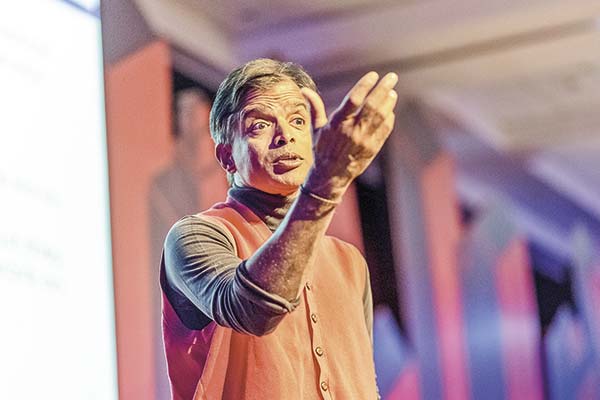 <p>Aswath Damodaran, destacado experto en valoración de empresas: “En esencia los inversionistas chilenos han tenido una década perdida"</p>