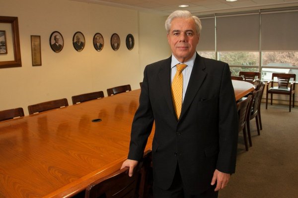 Jorge Claude, histórico dirigente asegurador, se suma a directorio de compañía ligada a Gonzalo Martino y Jesús Diez
