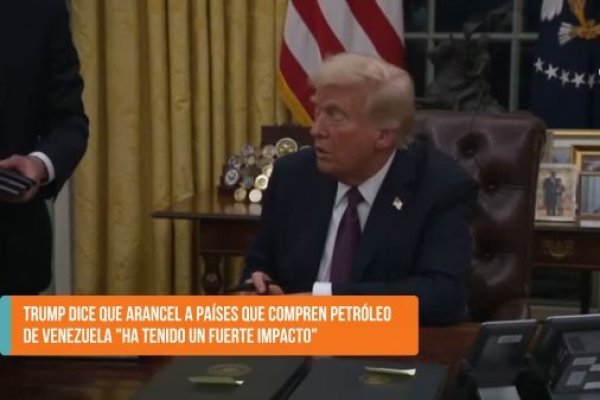 <p>Ahora en DF SUD | Trump defiende arancel impuesto a países que compren petróleo de Venezuela y advierte que "ha tenido un fuerte impacto"</p>