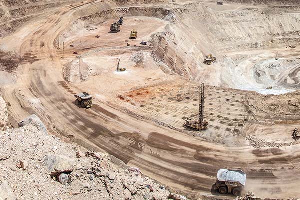<p>Actividad económica retomaría alza sobre el 2% en marzo tras caída en febrero</p>