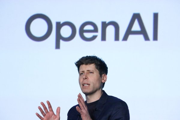 OpenAI planea lanzar un modelo de lenguaje de peso abierto en los próximos meses