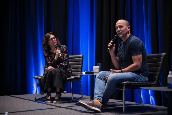 <p>Allen Taylor, managing partner de Endeavor Catalyst, durante el panel en el VC Latam Summit.</p>