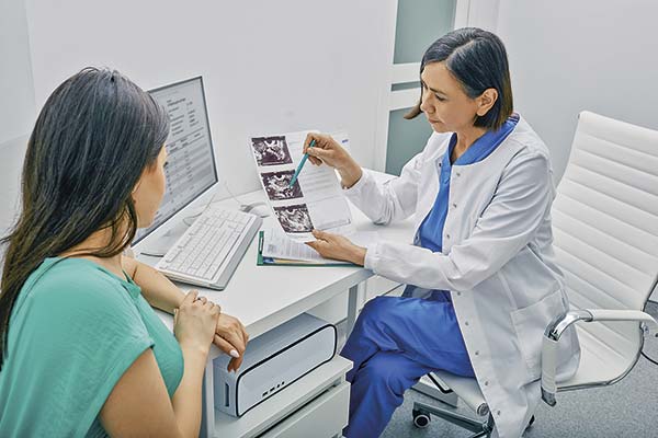 <p>PIB de Chile podría crecer en más de US$ 4.500 millones si se avanza en mejor salud femenina</p>