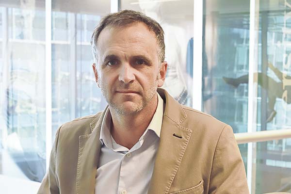 <p>El gerente general de Falabella Retail, Francisco Irarrázaval. Foto: Pablina Salinas </p>