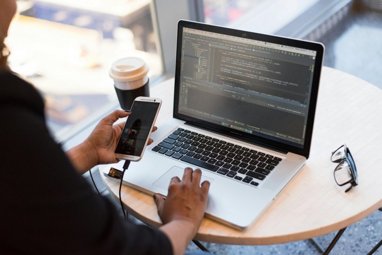 <p>El trabajo remoto abre puertas: el auge de las visas nómades digitales en Europa para latinos</p>