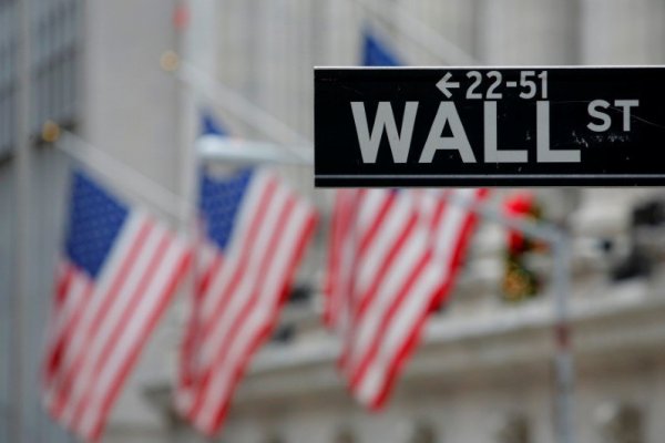 Viernes negro: bolsas se desploman y se cierra una semana para olvidar