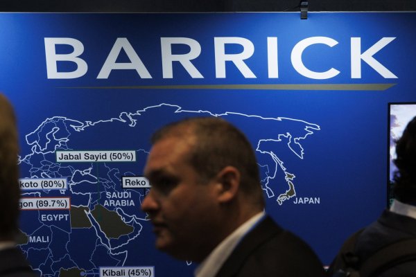 <p>No todo lo que brilla es oro: Barrick Gold busca cambiarse de nombre para reflejar su creciente interés en la minería del cobre</p>