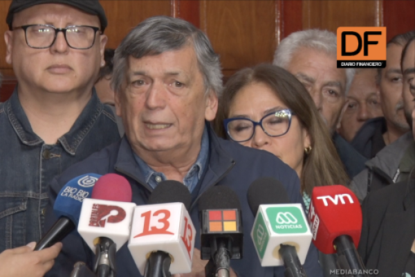 <p>Ahora en DF | Partido Comunista elige a la ministra Jeannette Jara como candidata presidencial</p>