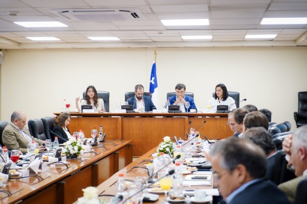 Guerra de aranceles: Gobierno realiza sesión extraordinaria del Consejo Exportador Agroalimentario con foco en diversificar mercados y colaboración público privada