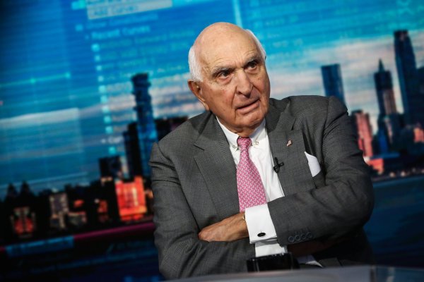 "Mal asesorado" y "grave error": los multimillonarios financistas de Donald Trump le dan la espalda a sus aranceles