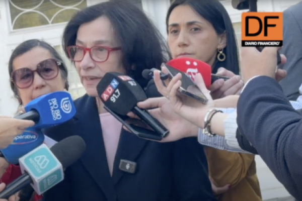 <p>Ahora en DF | Costa por aranceles de Trump: “La reacción de los mercados ha sido negativa y estamos monitoreando su evolución”</p>