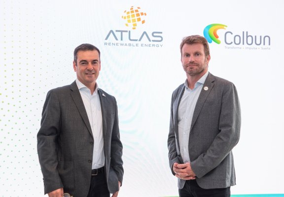 Atlas Renewable Energy y Colbún acuerdan contrato de compraventa de energía para proyecto de almacenamiento con baterías
