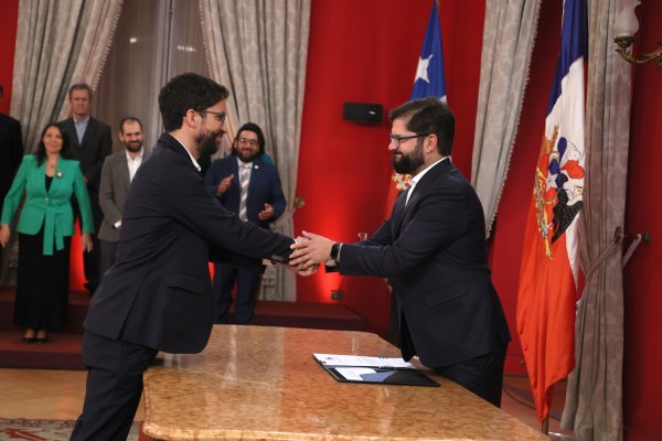 Boric nombra a Giorgio Boccardo como nuevo ministro del Trabajo y llama a su gabinete a la prescindencia en la carrera por La Moneda