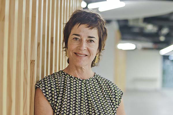 Alejandra Wood, directora ejecutiva del Centro de Gobierno Corporativo UC: “Los negocios van a tener que adaptarse a este nuevo contexto complejo y cambiante”