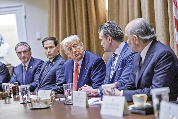 Deloitte-Cadem: sector empresarial coincide en una negativa visión de Trump y urge al Gobierno a pedir explicaciones a EEUU