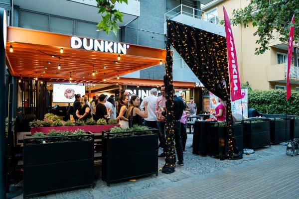 <p>Dunkin’ abrirá 17 locales en Chile este año y espera que sus ventas crezcan un 10% en el país</p>