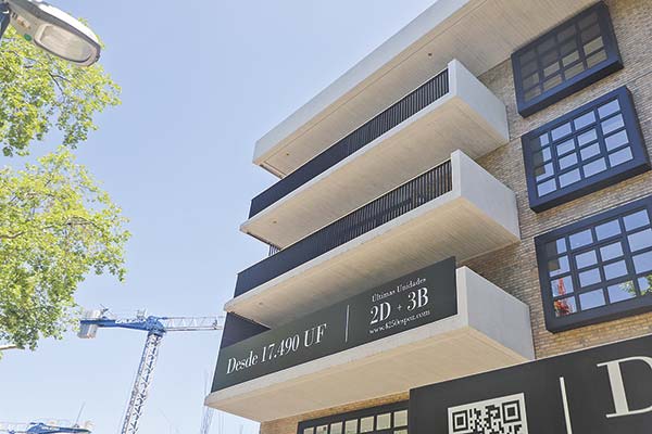 Vitacura lidera alza en precio de venta de departamentos nuevos en la Región Metropolitana