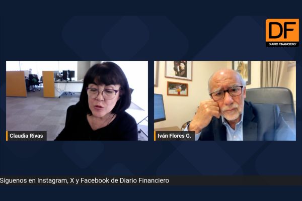 <p>Ahora en DF | Senador Iván Flores (DC): “En lo que queda de Gobierno, nunca van a tener los votos para una reforma tributaria”</p>