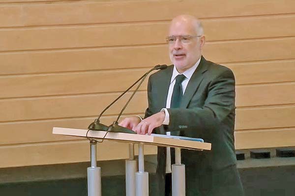 <p>Valdés fue el invitado principal para la inauguración del año académico en la UAI.</p>