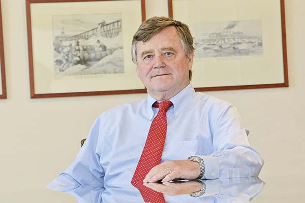 Grupo Matte postula a Patricio de Solminihac y a expresidente de forestal finlandesa UPM en directorio de Empresas CMPC