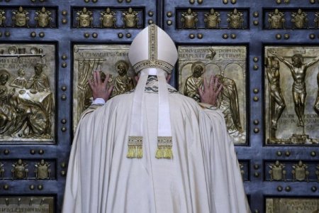 ¿Quiénes son los latinoamericanos que entrarán a la Capilla Sixtina para elegir al sucesor del papa Francisco?