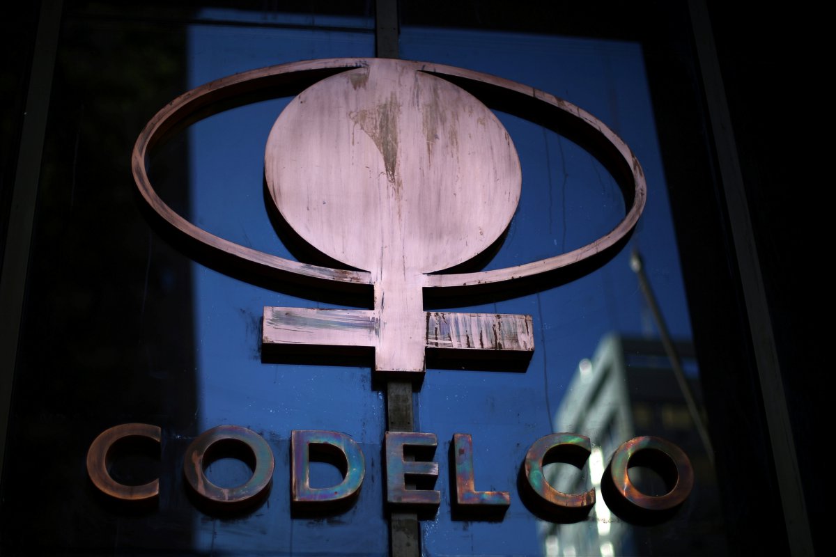 <p>Codelco suscribe dos grandes contratos de energías verdes para lograr matriz 100% limpia para 2030</p>