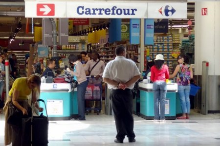 Ranking: Carrefour repite como líder de los supermercados en Brasil y Cencosud resiste en el top 10 pese a caer un puesto